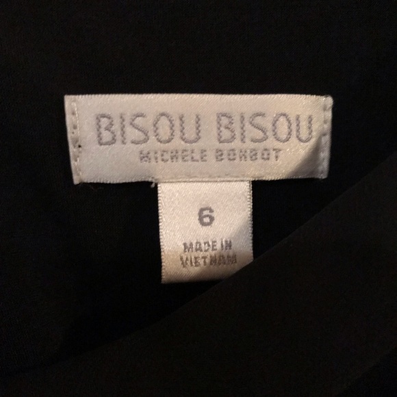 Dress - Picture 5 of 5